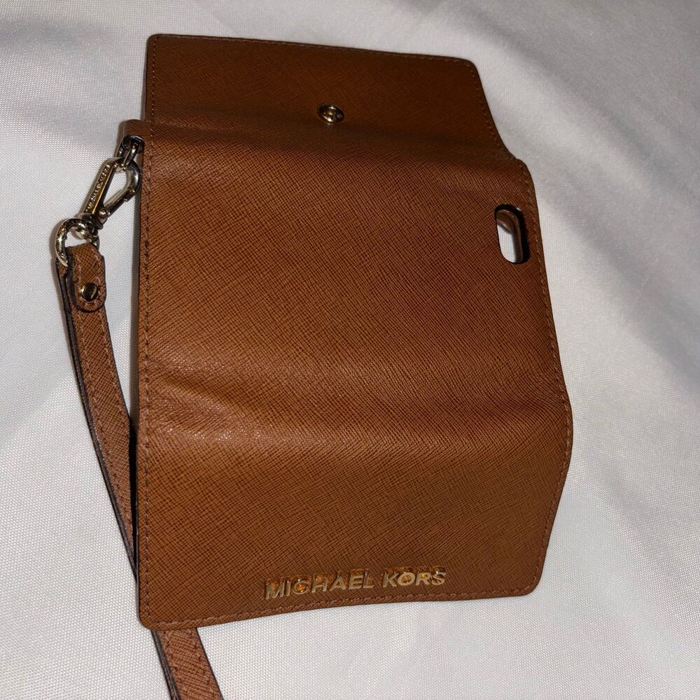 Michael Kors Wallet Bundle 4 different styles - image 9